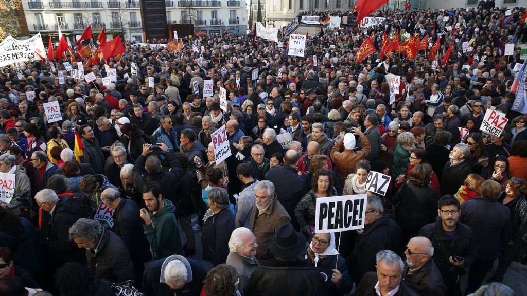 Concentración contra una intervención militar en Siria