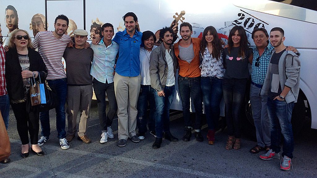 telecinco.es acompaña a los actores de 'Aída' al festival de Vitoria