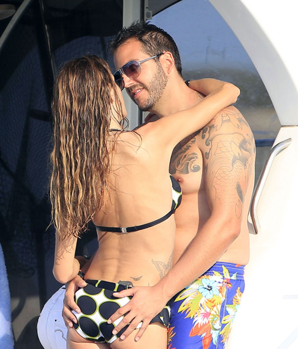 Posaderas patrias que hicieron historia: ¡hola verano, adiós complejos!