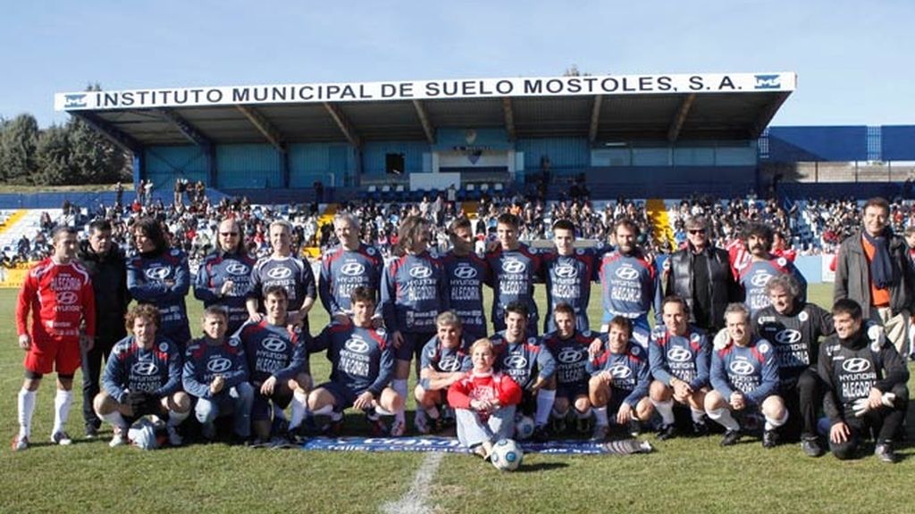 Bustamante y Maxi Iglesias, aficionados al fútbol solidario