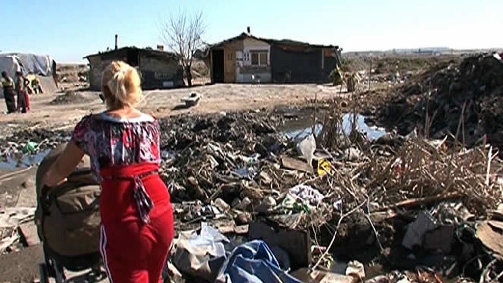 La basura está presente en todos los lugares del poblado