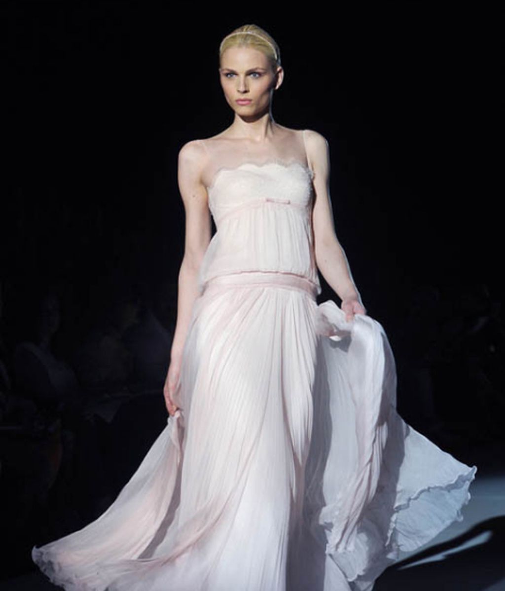 Andrej Pejic, el top model que lució blanca y radiante