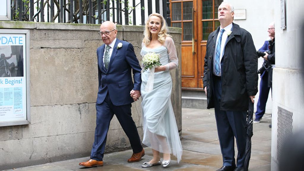 Rupert Murdoch y Jerry Hall colorean de azul su boda religiosa en pleno centro de Londres