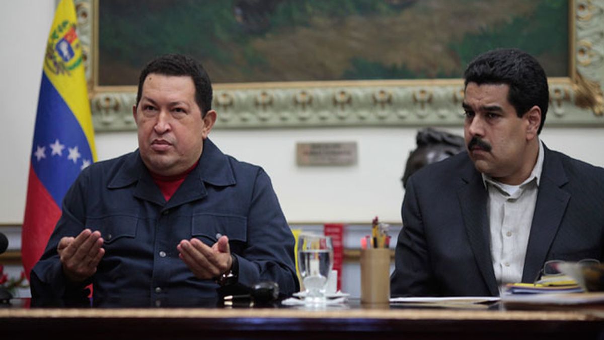 Chávez nombra a Maduro su sucesor antes de viajar a La Habana