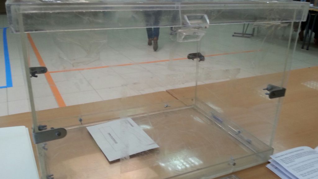 Los españoles votan en la Europeas