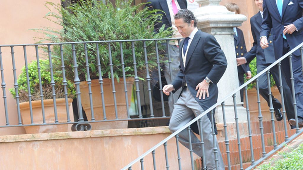 Isabel Sartorius y los Príncipes de Asturias, juntos en la boda de Álvaro Fuster
