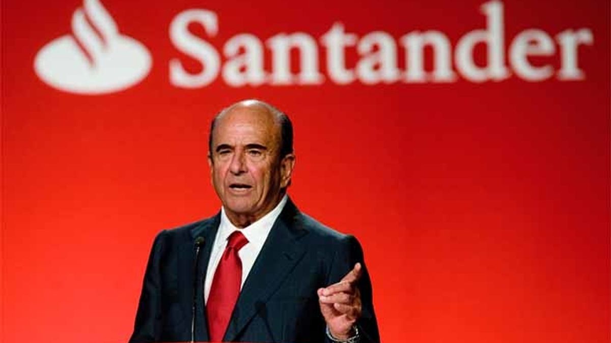El presidente de Banco Santander, emilio Botín, durante una conferencia con los stakeholders en Santander