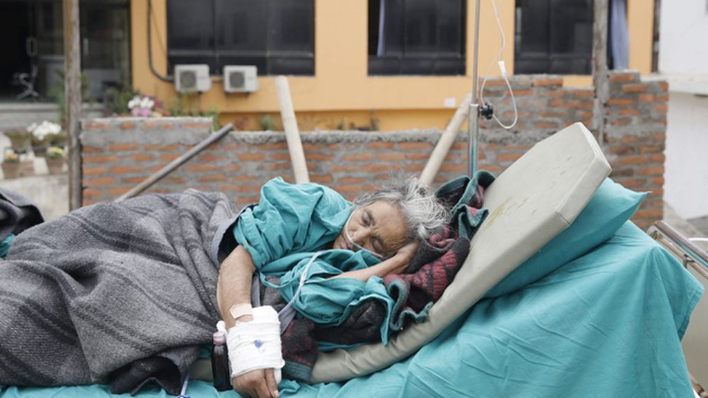 Un terremoto de 7,9 grados en la escala Ritcher sacude Nepal