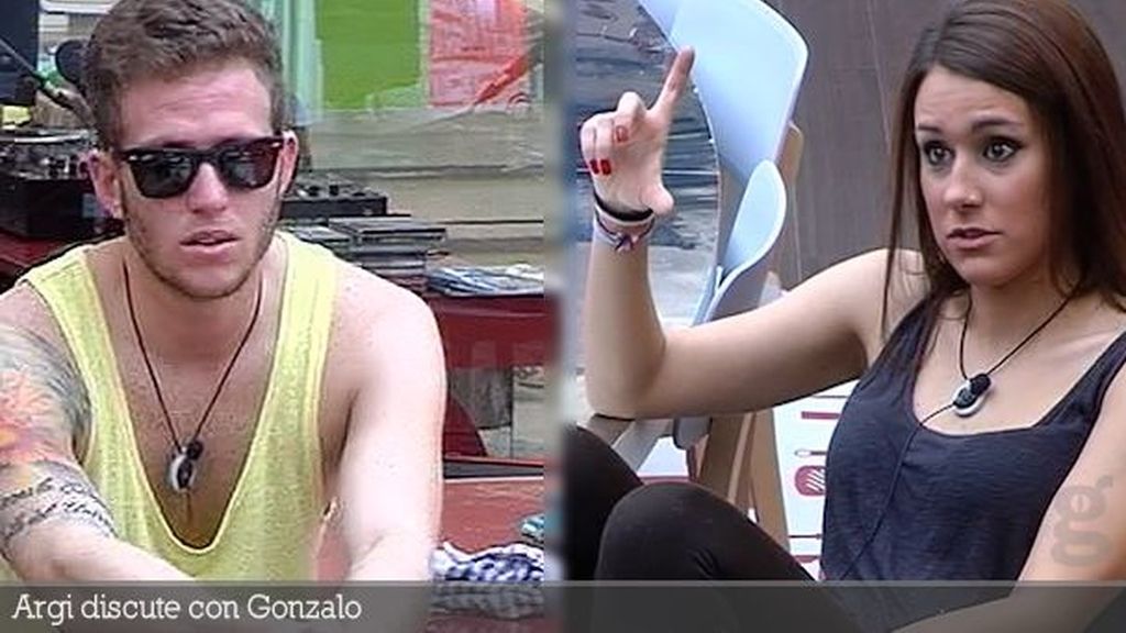 Argi discute con Gonzalo