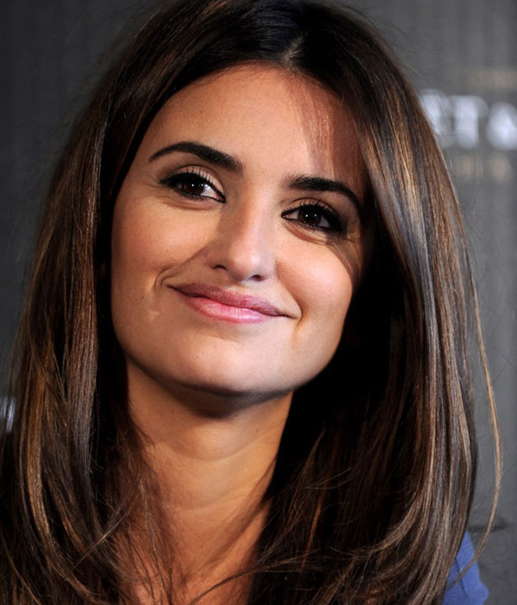 Aún no sabe que vestido llevará