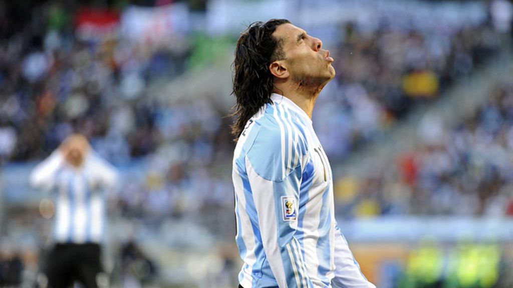 Ni los grupos de apoyo meten a Tévez en la albiceleste Ni los grupos de apoyo meten a Tévez en la albiceleste