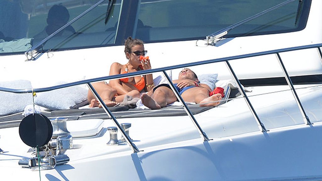 Cristiano se deshizo en cuidados con su hijo