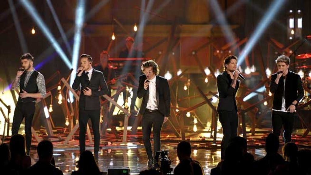 Taylor Swift, triunfa en los American Music Awards