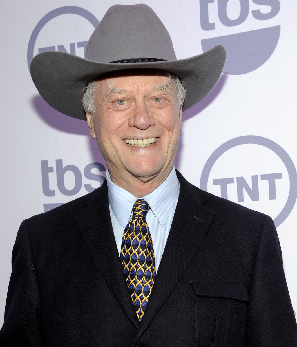 Fallece J.R, el malvado personaje de Dallas