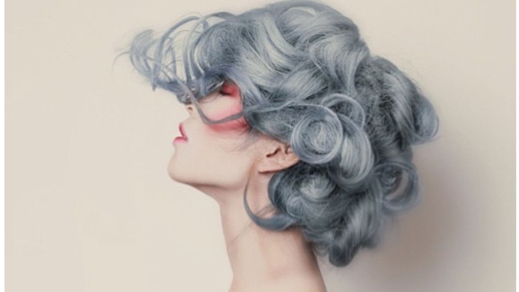 Apúntate a la moda del pelo gris