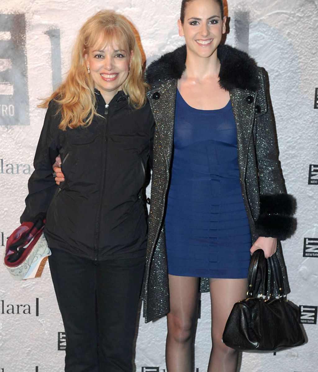 Santi Millán y Marta Torné, arropados en la presentación de 'Más allá del puente'