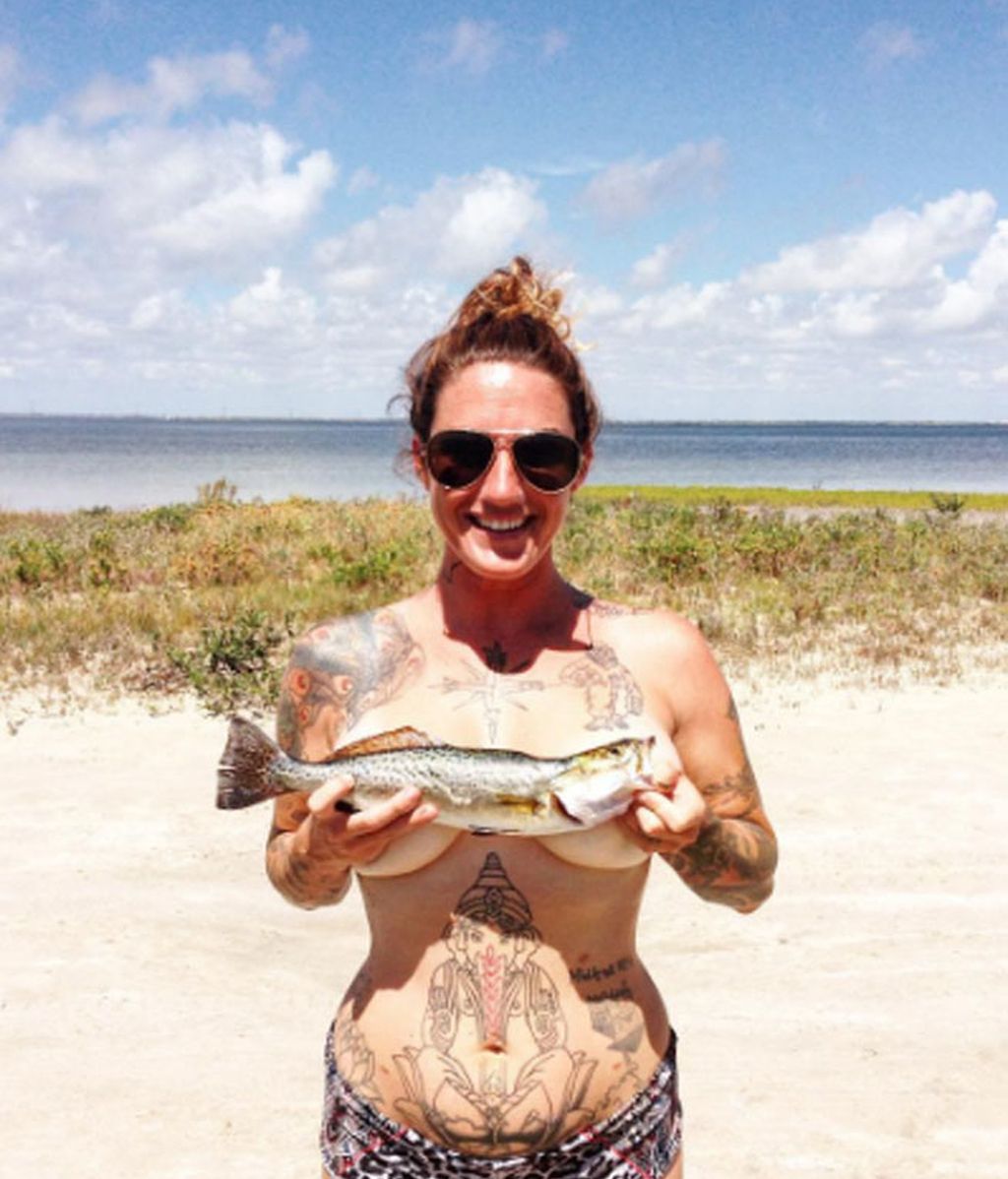 #Fishbra, la moda de utilizar un pez como sujetador