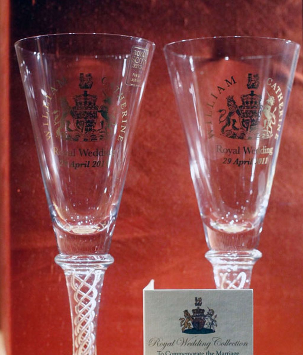 Los souvenirs de la boda de Guillermo y Kate: de lo clásico a lo freaky