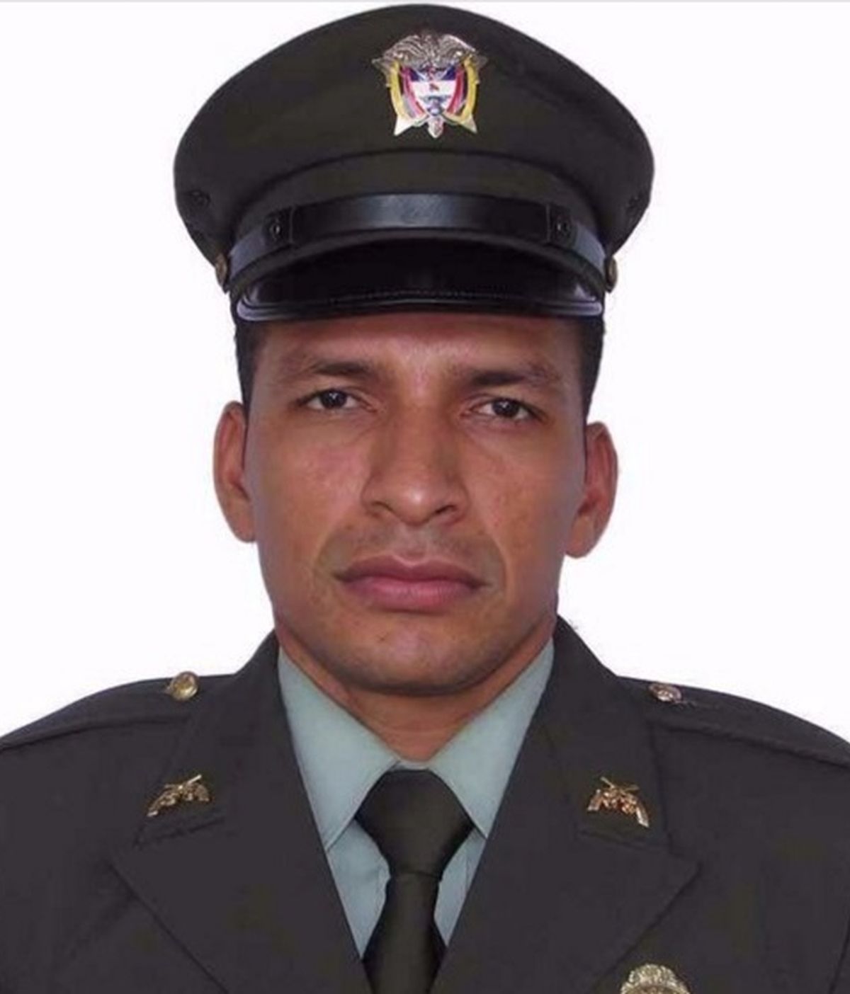 Muere un policía a causa de un disparo de un francotirador en una revuelta en Colombia