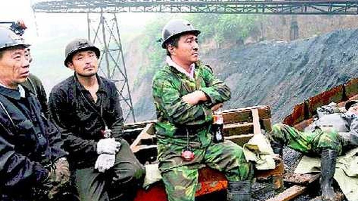 Mueren 28 personas por una explosión de gas en una mina de carbón en China