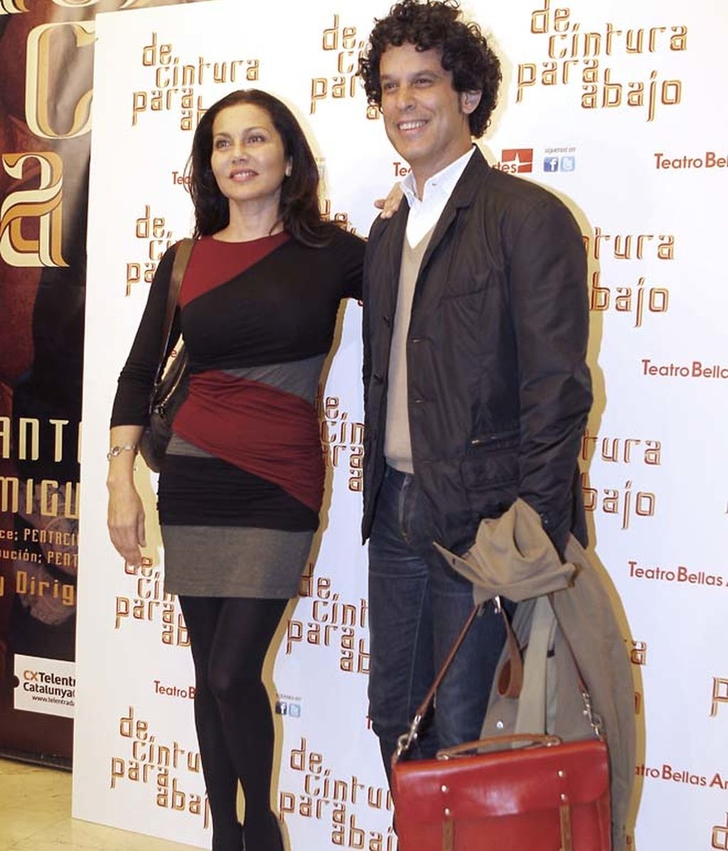 Carmen Lomana de líder africana; Bimba Bosé con escote juguetón...