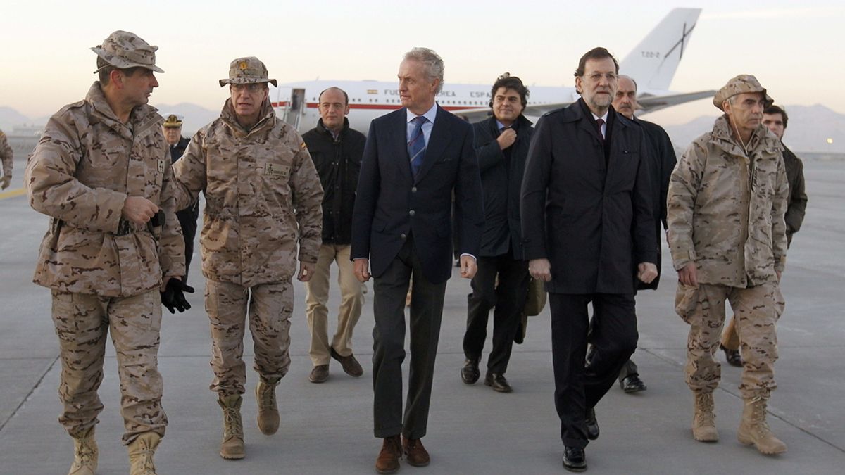 Rajoy llega a Vigo tras visitar a las tropas españolas para pasar las Navidades con su familia
