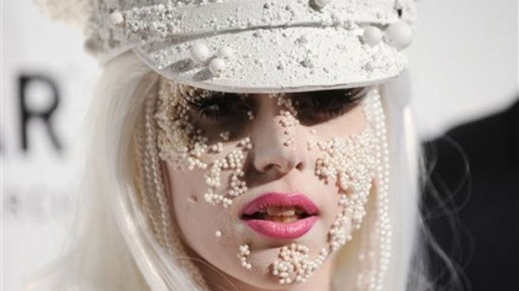 Los 'looks' estrafalarios de Lady Gaga