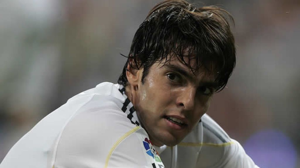 Kaká debe despuntar frente al Milán