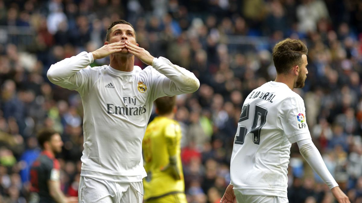Cristiano supera a Zarra como segundo máximo goleador en Liga