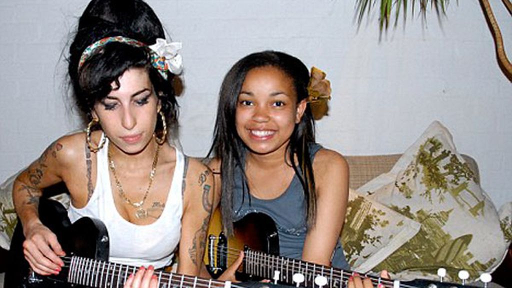 Los nuevos pechos de Amy Winehouse