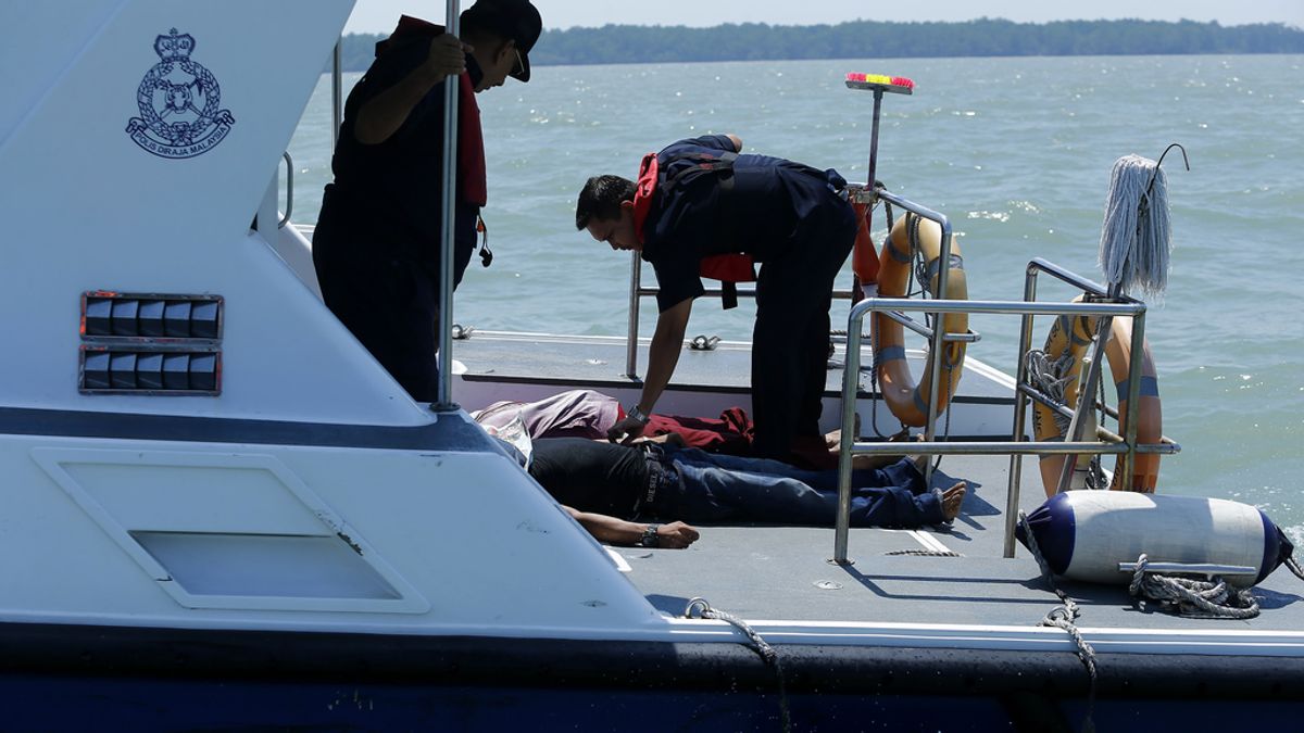 Se hunde un barco con decenas inmiggrantes ilegales indonesios en Malasia