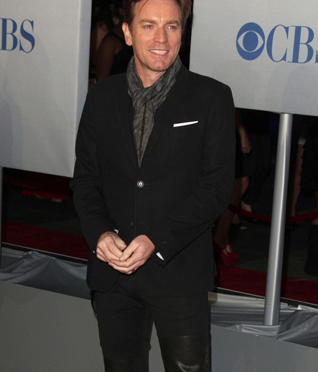 El nuevo look rapado de Robert Pattinson y otros guapos de los PCA