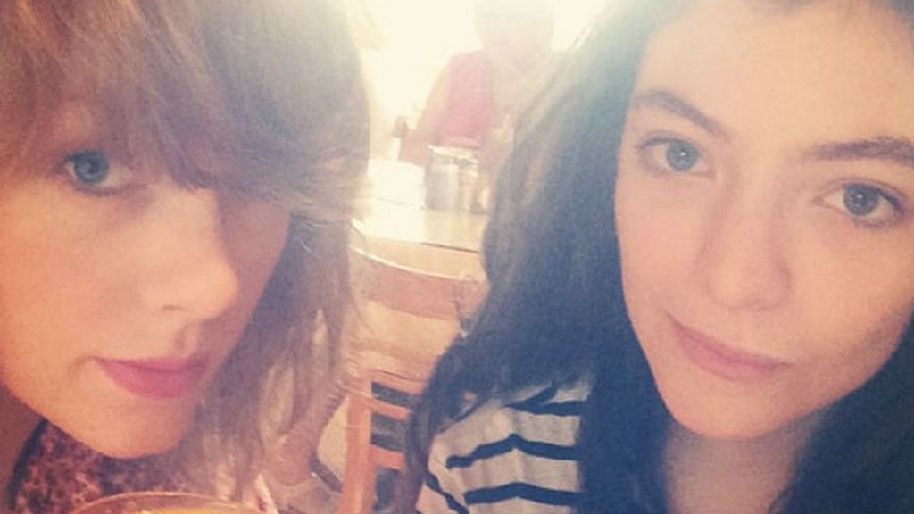 Más allá de verlas despeinadas, compartiendo desayuno, Taylor Swift y Lorde han sido las jefas de la música en 2014