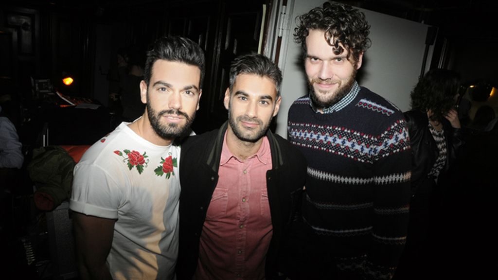 Nacho Ugarte, Pelayo Rocal, autor del cartel de la obra, y Mario Marcol