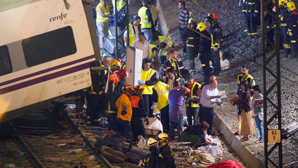 Descarrilamiento mortal de un tren en Santiago de Compostela