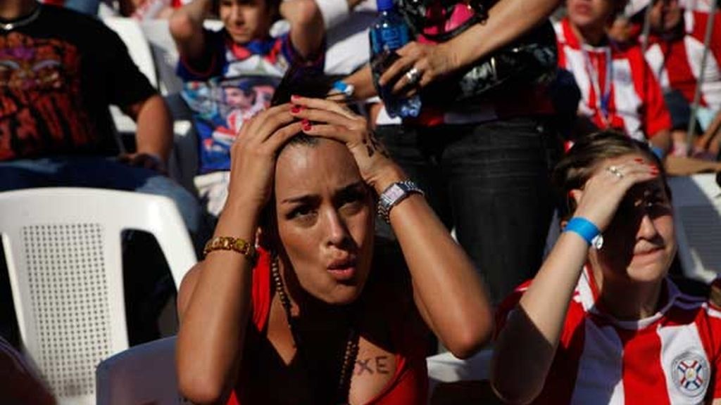 Larissa Riquelme, fantasía Paraguaya