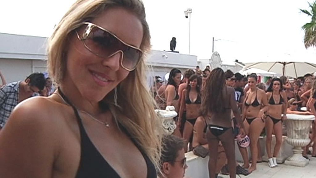 Chicas impresionantes en la Marbella francesa