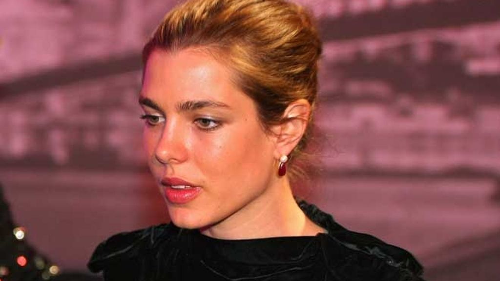 Andrea, Carlota y Pierre Casiraghi se hacen con el mando