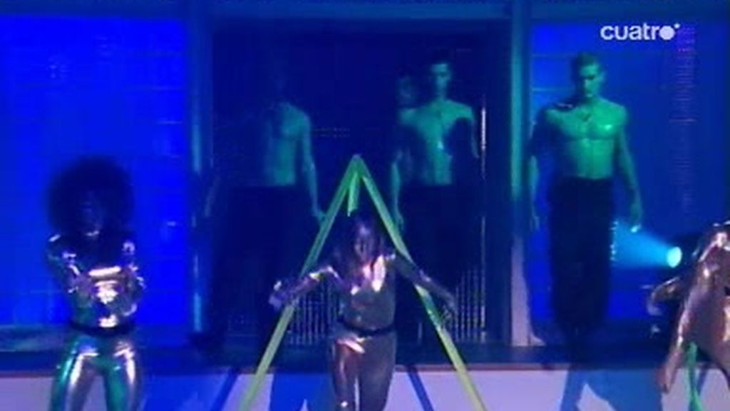 Coreografía grupal "Gold"