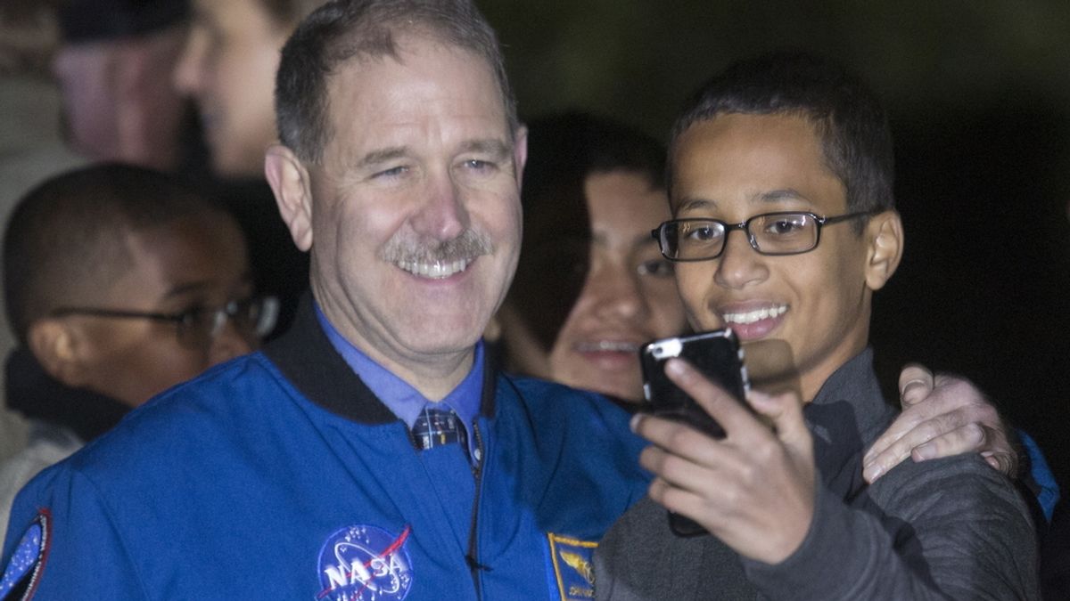 Ahmed Mohamed en la Casa Blanca en la Noche de la Astronomía