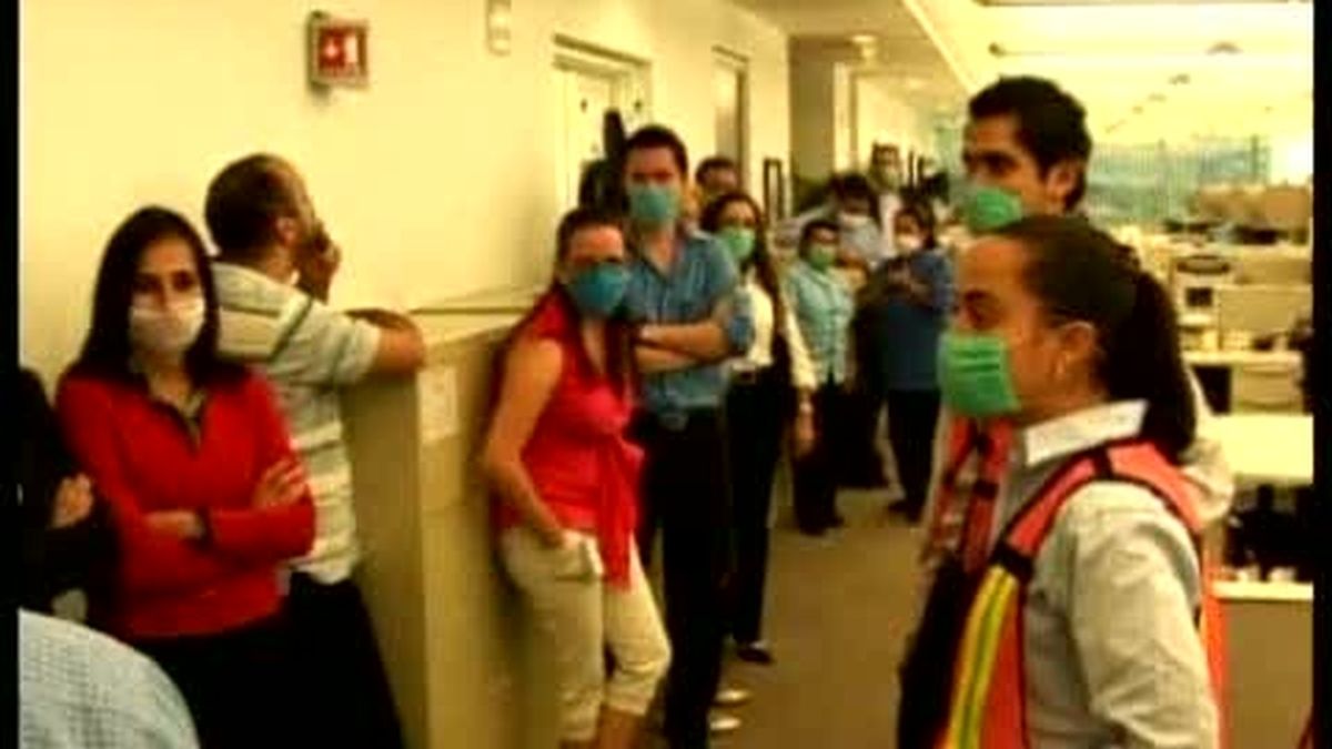 Más de 150 muertes por gripe porcina en México