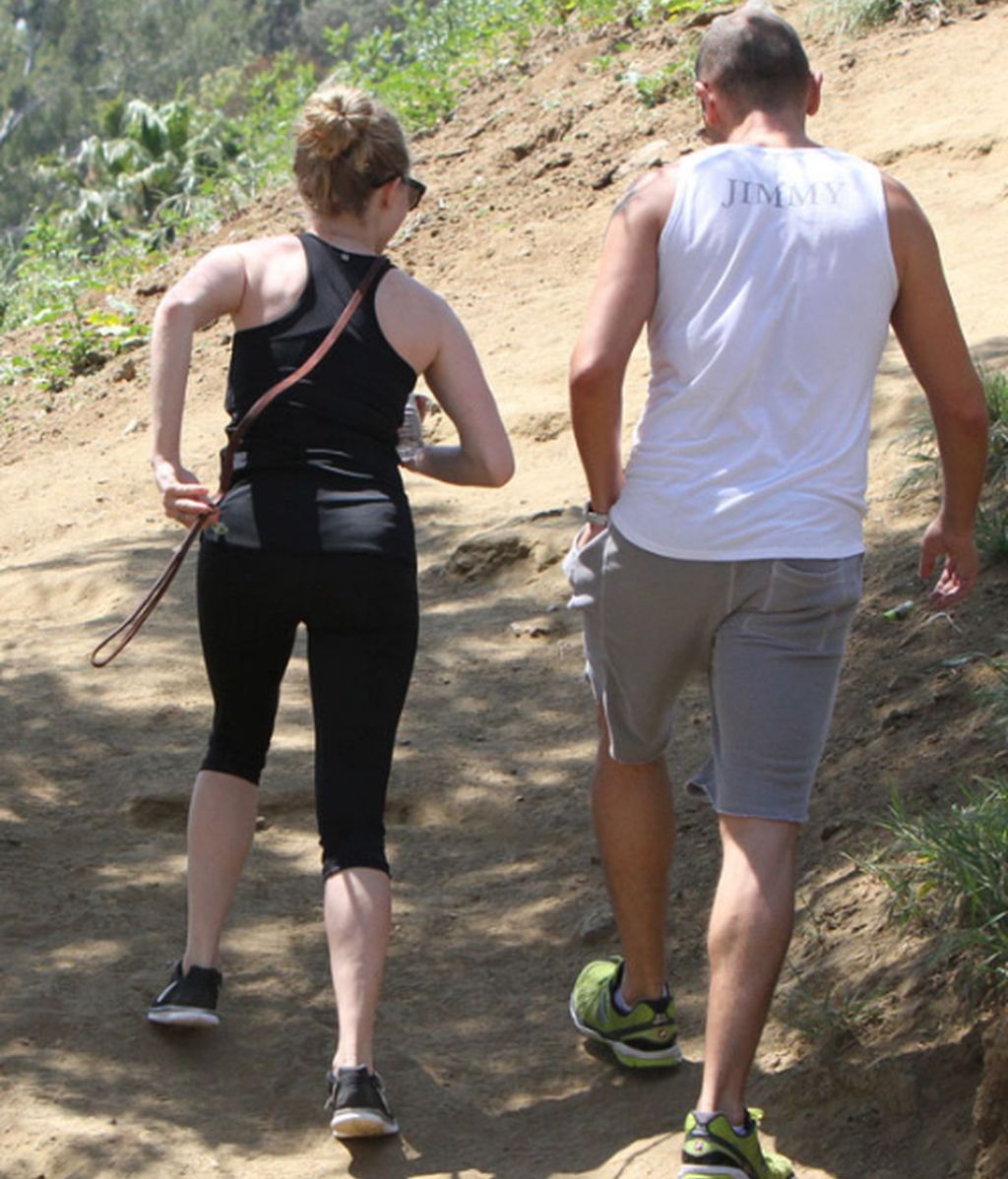 Amanda Seyfried hace deporte con el amor de su vida... su perro Finn