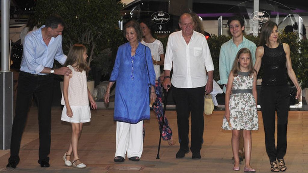 La infanta Cristina, Iñaki Urdangarín y sus hijos, los únicos ausentes