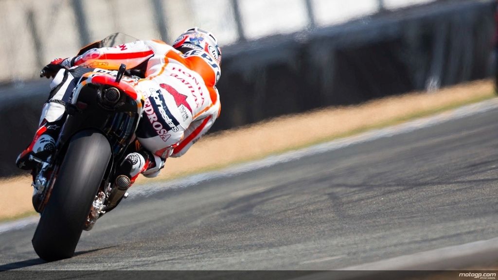 Pedrosa se descuelga de su Honda en los libres de Le Mans
