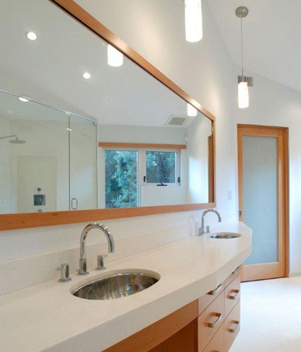 Ashton Kutcher vende su casa de soltero