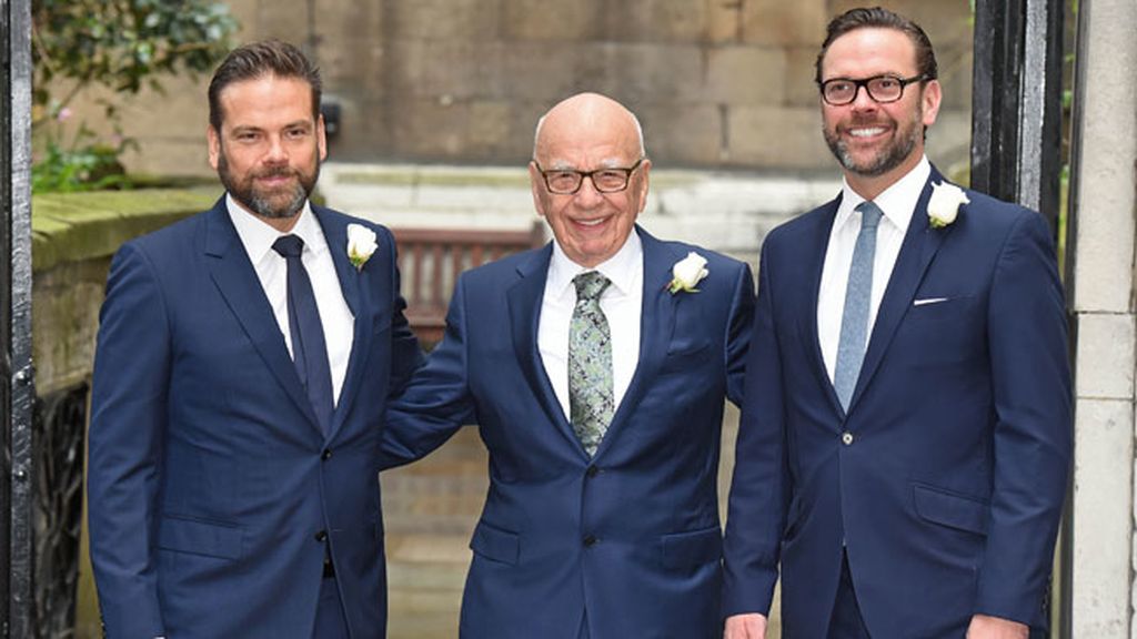 Rupert Murdoch y Jerry Hall colorean de azul su boda religiosa en pleno centro de Londres
