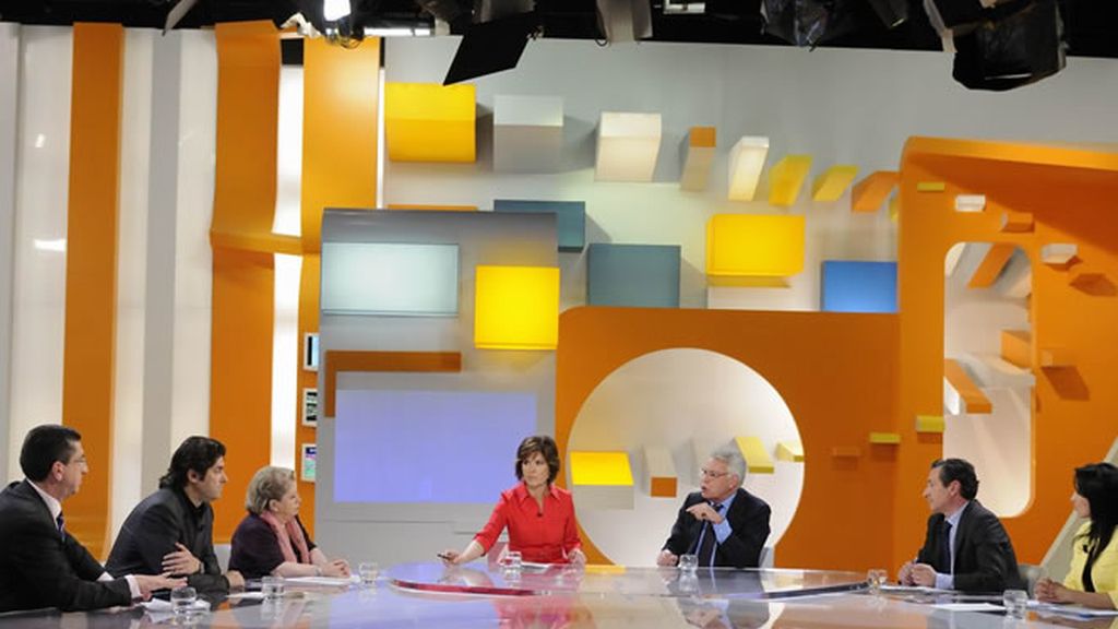 El ex presidente participó en la tertulia política