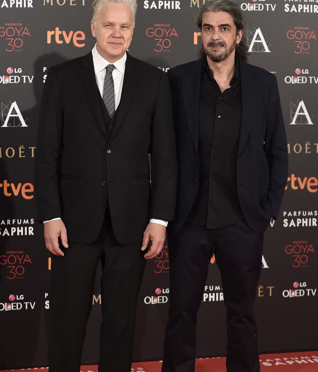 El actor Tim Robbins junto a León de Aranoa