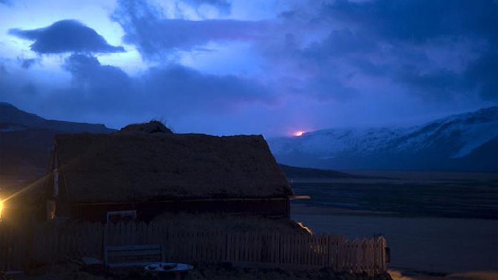 La erupción del glaciar Eyjafjallajokull obliga a declarar el estado de emergencia en Islandia