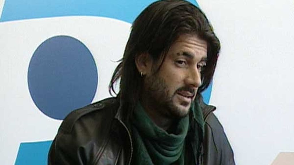 Melendi contesta todas las preguntas